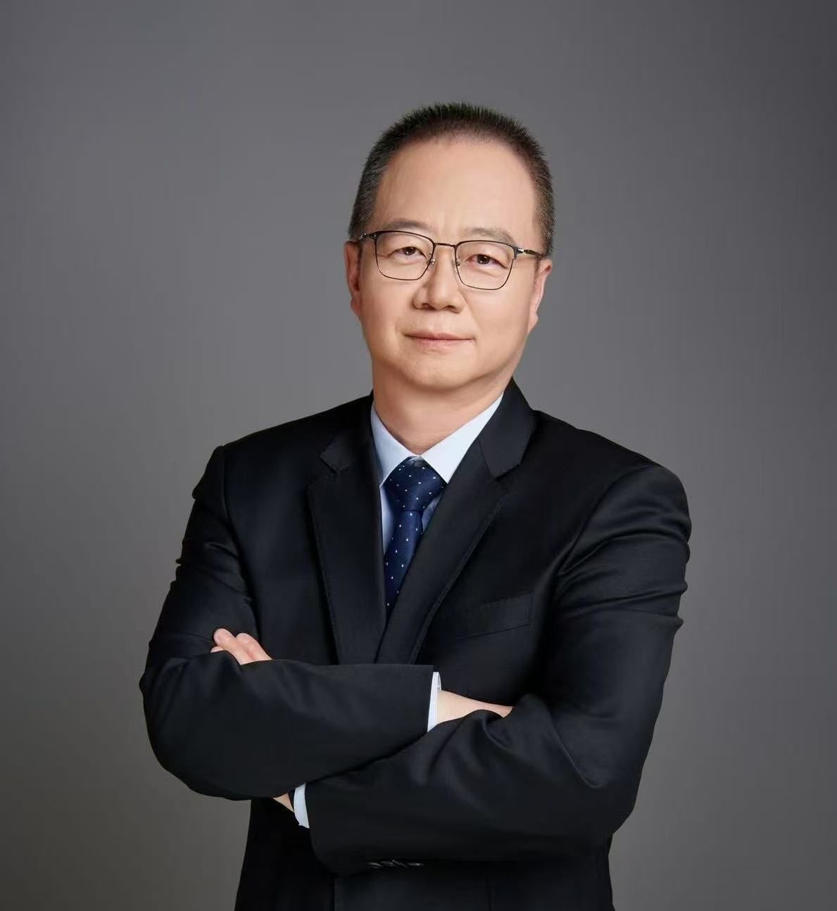 Professor Qin Wang